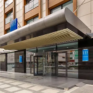 Tryp By Wyndham Topkapi 4* Istanboel